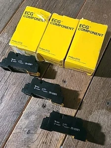 ECG COMPONENT RLY9106A SURFACE MOUNT 14 PIN BLADE SOCKET Lot of 3 - Picture 1 of 6