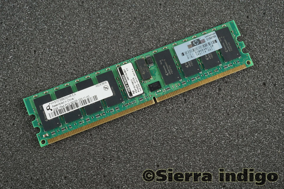 Qimonda HYS72T256000HR-5-A PC2-3200R-333-11-H0 2GB Server Memory RAM - Image 1 of 1