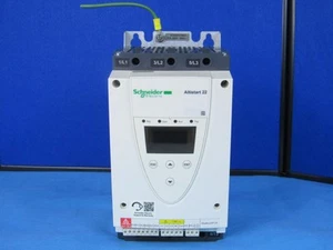Nuovo SCHNEIDER ELECTRIC Altistart 22 ATS22D17S6U Soft Starter #2 - Foto 1 di 7