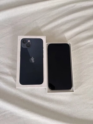 Apple iPhone 13 - 128GB - Medianoche - Imagen 1 de 3