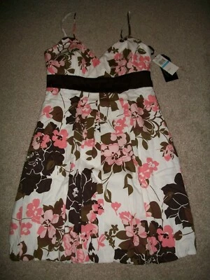 NWT $65 WOMENS JUNIORS SIZE 5 LOVE TEASE FLORAL BUBBLE BOTTOM DRESS  218 - Image 1 of 4