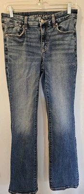 American Eagle Next Level elástico curvilíneo tiro alto patada ajustada para mujer talla 6 Foto 1 de 4