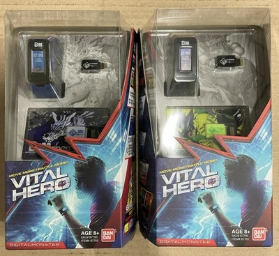 Lote de 2 Bandai Vital Hero One Banda Negra Una Banda Azul Pulsemón Banda Interactiva Foto 1 de 4