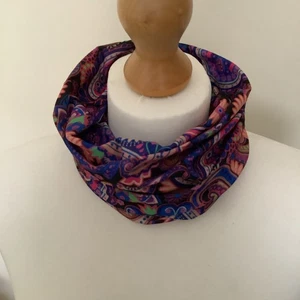 A Multicolour Paisley Design Stretch Neck Tube Snood Infinity Bandana Scarf - Picture 1 of 4
