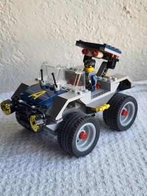 LEGO Agents 4-Wheeling Pursuit 4-Wheeled Truck Agent Chase Minifig INCOMPLETE - Image 1 of 4