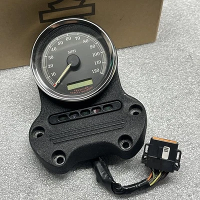 2004-2006 OEM Harley Dyna Sportster Speedometer w/ Riser Mount 67403-04 - Image 1 of 4