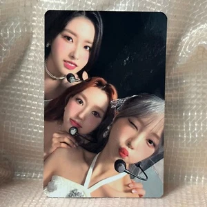 Olivia Hye Gowon Official MMT Photocard Loona 2022 1st World Tour LoonaTheWorld - Picture 1 of 2