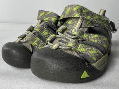 Сандалии для малышей Keen Newport H2 размер 5 Bugs 1014228 зеленые серые серые - Изображение 1 из 4