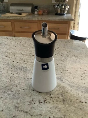 Cuenco dispensador de azúcar Leonardo Solo Foto 1 de 4