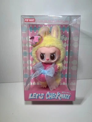 AUTHENTIC POP MART THE MONSTERS Let's Checkmate Vinyl Plush Pendant "The Queen" - Image 1 of 4