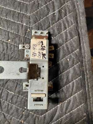 1941 1942 1946 1947 1948 Oldsmobile 76 78 NOS GM interruptor de faros GM # 1995038 Foto 1 de 2