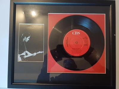 Springsteen Picture Frame with Photo & Single Ideal Christmas Gift  Free P&P - Image 1 of 2