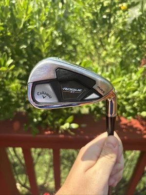 Demostración de hierro Callaway Rogue ST Max UP2 7. Mitsubishi Tensei Regular Flex diestro Foto 1 de 4