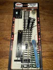 HO Scale Atlas 851 Code 100 Remote Right-Hand Snap-Switch Turnout - Picture 1 of 2