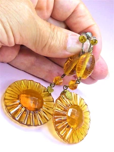 Vintage 1950s Amber-coloured Lucite Sunburst Dangle-drop Screw-back Earrings - Picture 1 of 18