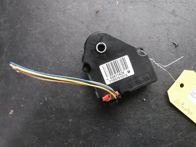 2007-2009 Saturn Aura  GM OEM Heater evap.  Servos  15863481   D53 - Image 1 of 4