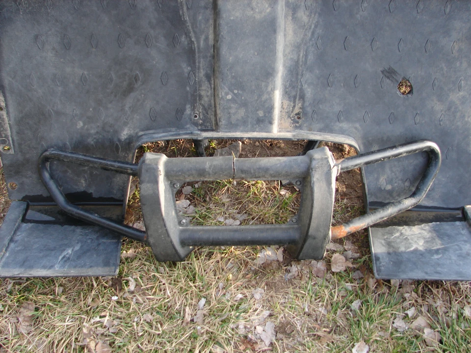 Parachoques delantero Arctic Cat Prowler 1000 XTZ Foto 1 de 1