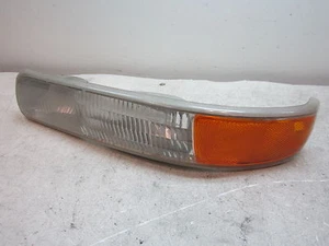 nn706248 Chevy Silverdao 1999 2000 2001 2002 LH Corner Turn Signal Light Lamp - Picture 1 of 5