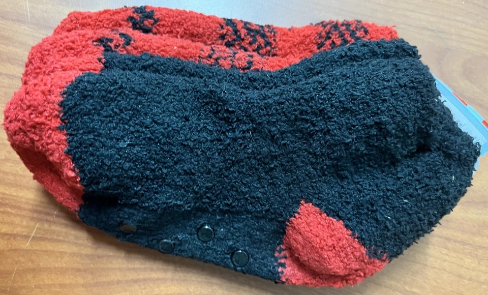 Calcetines tobilleros súper suaves Cat & Jack parte inferior con agarre 2 pares rojo negro XS/S 11-1 nuevos Foto 1 de 4