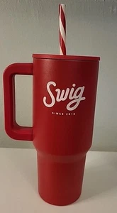SWIG Large 32oz Red Tumbler With Candy Cane Straw - Picture 1 of 7