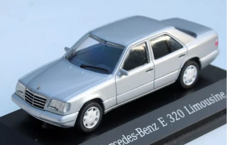 1/43 MERCEDES BENZ E320 LIMOUSINE 1995 GRIGIO HERPA 070072 - Immagine 1 di 1