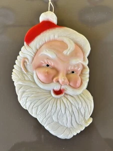 Adorno de plástico vintage para cara de Santa Hong Kong marcado KT 714 - Imagen 1 de 4