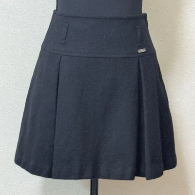 Burberry Blue Label Mini Pleated Wool Skirt Black Size 36 US XS W24in Foto 1 de 4