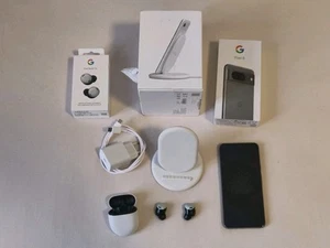 Google Pixel 8 & Pixel Stand i Google Pixel Buds Pro - Zdjęcie 1 z 6