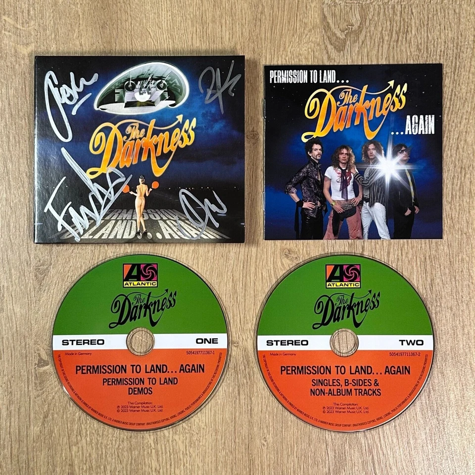 The Darkness SIGNED Permission To Land Again CD 2 x Disc Album - Bild 1 von 4