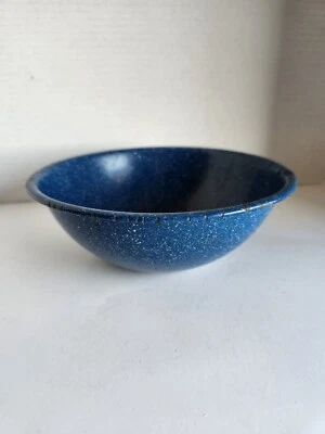 Синяя металлическая эмалированная чаша с белыми пятнами высота 2,75 дюйма x 7,5 дюйма для кемпинга  - Изображение 1 из 4