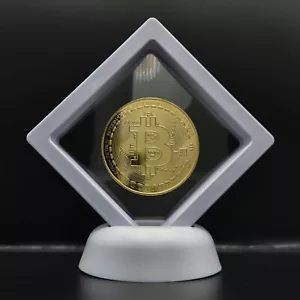 BITCOIN Deko Münze Gold | BTC im Weißen Display - Bild 1 von 3