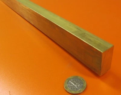 Barra plana de latón 360 5/8" de grosor x 1 1/4" de ancho x 48,0" de largo Foto 1 de 4