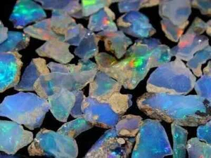 AAA Grade Opal Rough Lot AAA Grade 10 Pieces Size Ethiopian Opal Raw 16-20 MM - Picture 1 of 4