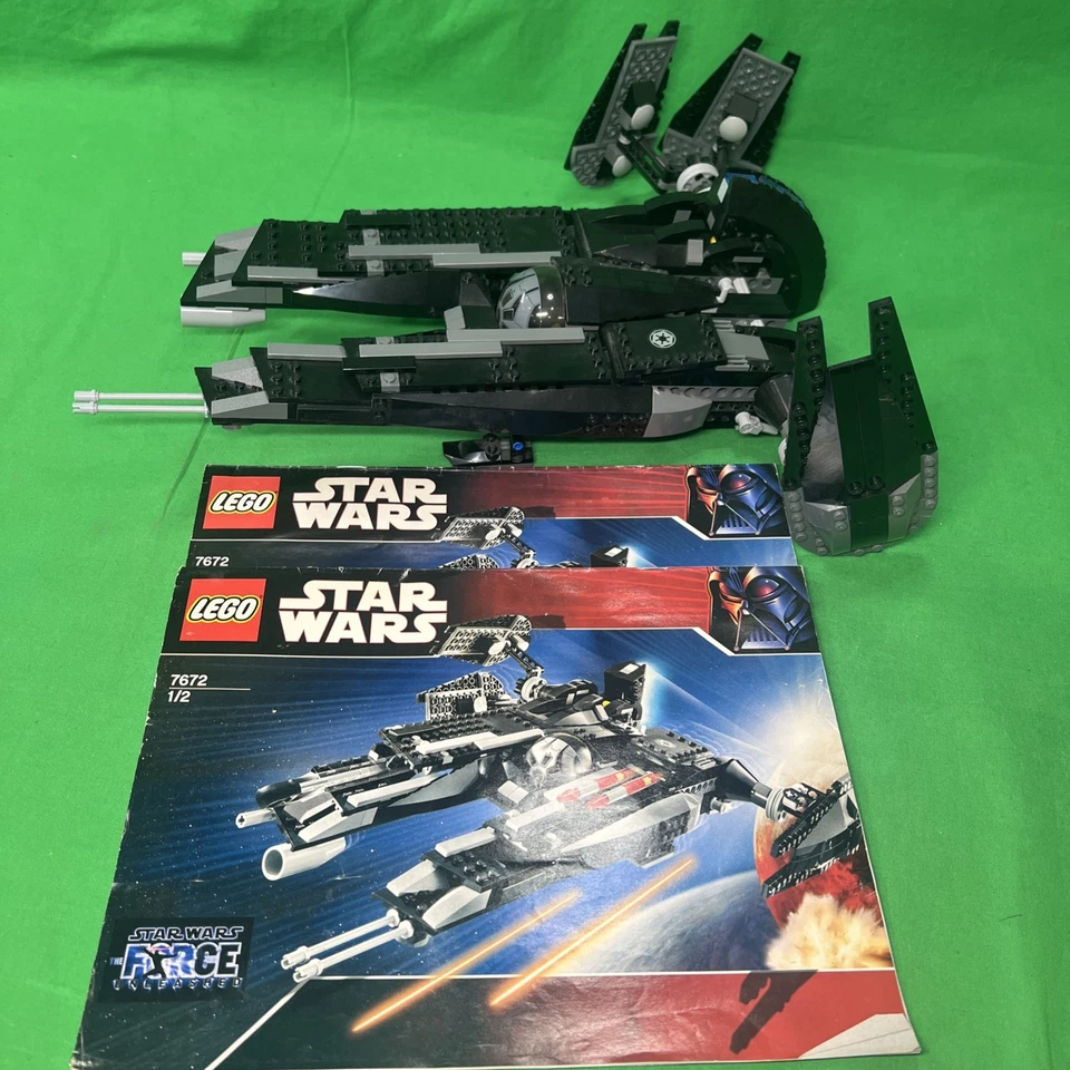 LEGO  STAR WARS Rogue Shadow #7672 - Image 1 of 4