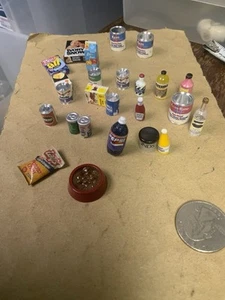 Casa delle bambole miniature oggetti dispensa - Foto 1 di 13