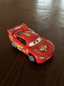 Disney Pixar Coche Rayo McQueen 1:55 Diecast Modelo Coche - Imagen 1 de 7