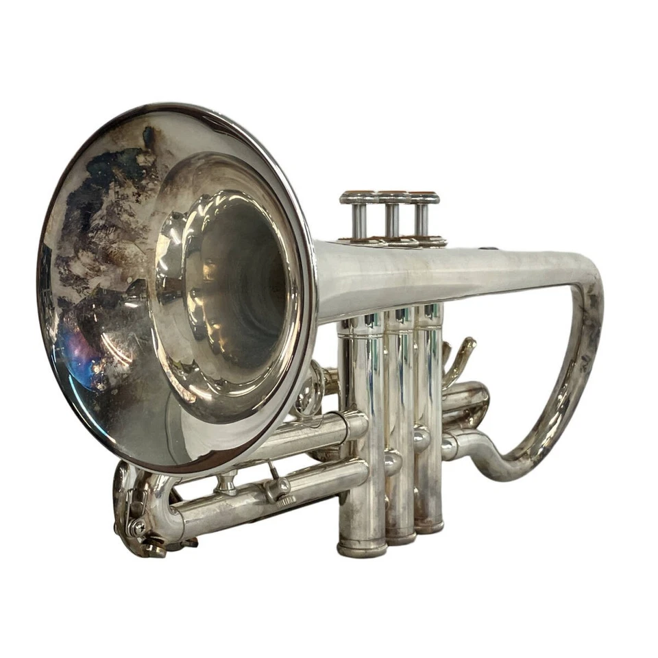 Trompeta corneta plateada Yamaha YCR-335S Foto 1 de 4