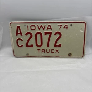 Vintage 1974 Iowa Truck License Plate AC2072 - Picture 1 of 4