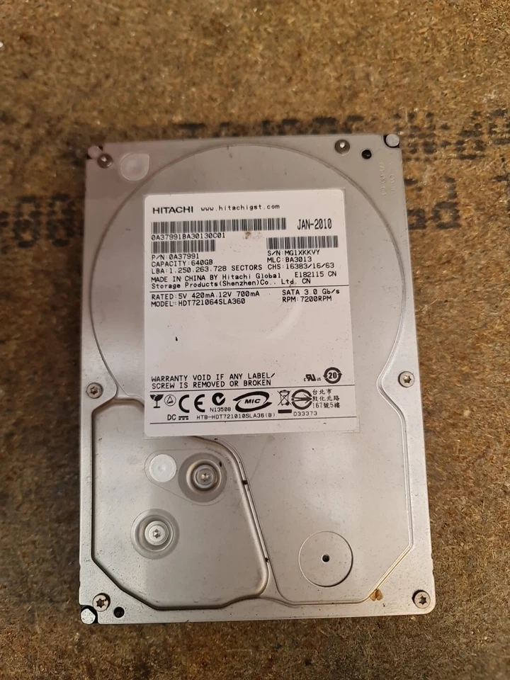 Hitachi HDT721010SLA360 1TB,Internal,7200 RPM,8.89 cm (3.5") (0A38016) - Image 1 of 1