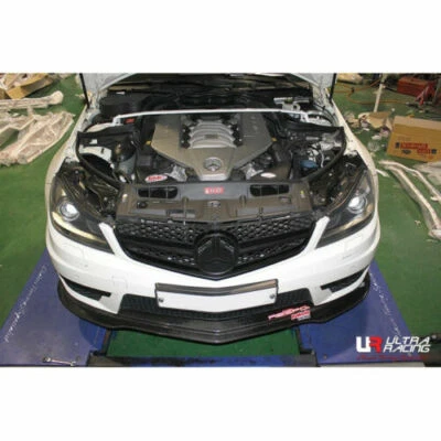 FOR Mercedes Benz C63 W204 Ultra Racing Front Strut bar|C200 C250 C350 2WD 08-15 - Imagem 1 de 4