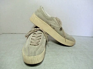 Women's TRETORN WTNYLITE 3 BOLD Beige Suede Platform Perforated Sneakers 6.5 - Picture 1 of 12