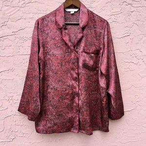 Victoria’s Secret 2-Piece Pajama Set Animal Print Womens Size Medium - Picture 1 of 13