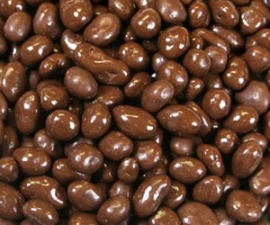 Dark Chocolate Covered Raisins BULK CANDY- 1/2 POUND - Picture 1 of 3