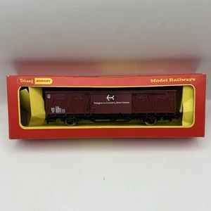 Hornby OO Gauge R738 Ferry Van Anglo-Continental Model Boxed Railway Wagon VGC - Picture 1 of 10