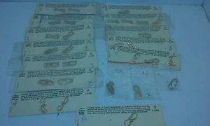 ASSORTMENT OF ANSON GOLD TONE SCRIPT INITIALS, APPROX 1-1/4", LOT OF 31, NNB - Picture 1 of 7