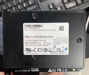 24x Samsung 3.84TB PM983 U.2 2.5" PCIE Gen3.0 MZQLB7T7HALS-00007 SSD 95% Healthy - Bild 1 von 2