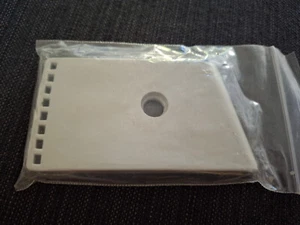NEW OE STIHL Chainsaw Air Filter Cleaner Cover 020 FS200 FS202 O20 1114-141-0510 - Picture 1 of 4