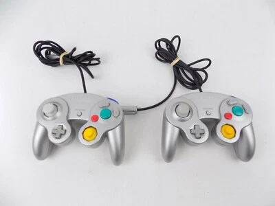 Genuine Nintendo GameCube Controller Silver Grey Official Authentic - Image 1 of 3