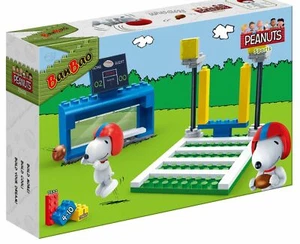 Peanuts - Sport Fußballplatz Bauset von Ban Bao - Bild 1 von 2