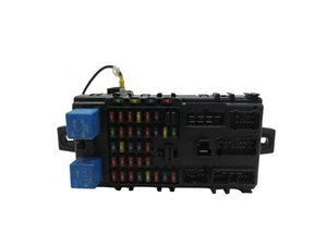 Scatola fusibili HYUNDAI TRAJET FO 97RA000002 954003A200 2.70 benzina 25835113 - Foto 1 di 8